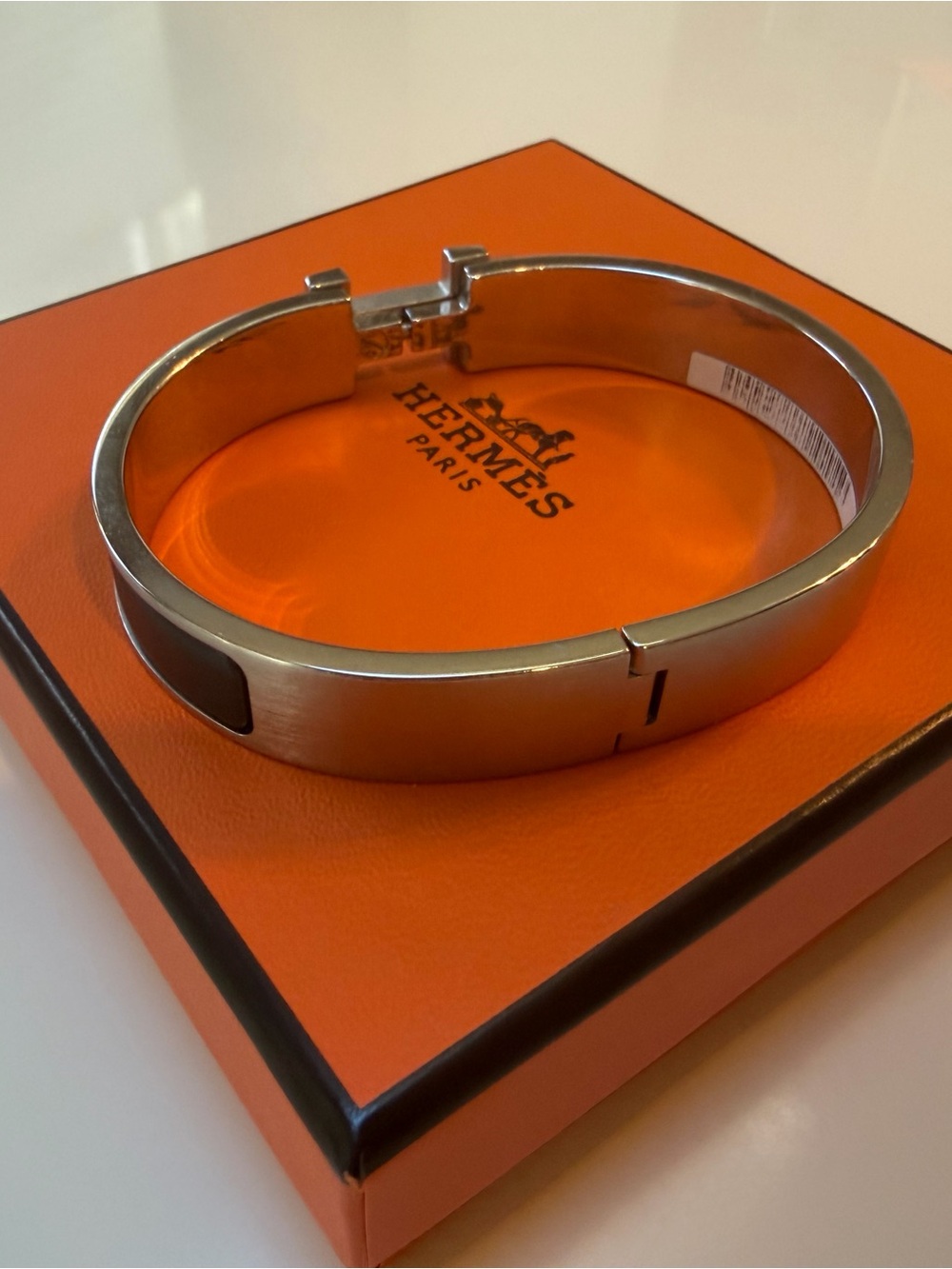 Hermes Men's Clic H Bracelet in Black and Silver-Tone - Picture 3 of 7